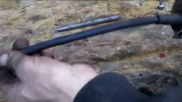 Самодельный компрессометр из подручных материалов, без токарных работ. смотреть онлайн