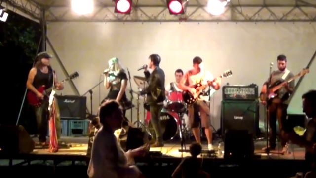 Sweet Home Chicago / Johnny B. Goode (Rockin'HooD) смотреть онлайн