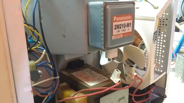 Microondas não esquenta conserto passo a passo defeito magnetron смотреть онлайн