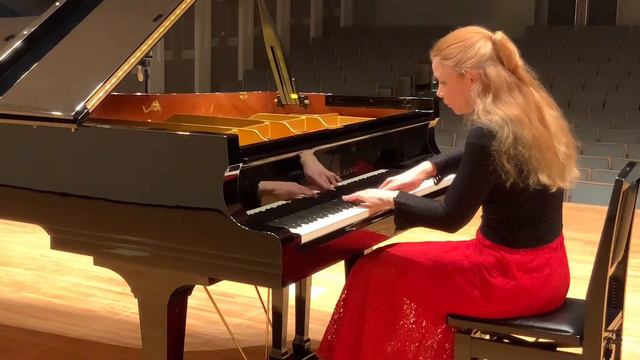 Schumann, Fantasiestücke Op. 12, N° 2, Aufschwung смотреть онлайн