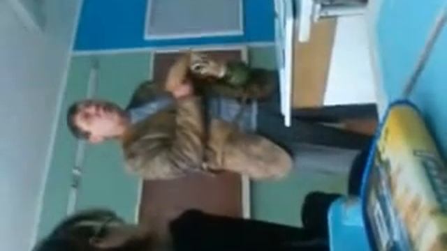 Как правильно надевать протевогаз.№1 смотреть онлайн