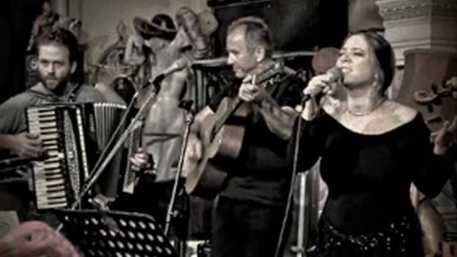 Nadya and Giga's 101 Candles Orkestra & Florin Gugulica "Woipa Woipa" Dj Click remix смотреть онлайн