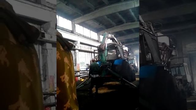 Ремонт грейферного трактора. смотреть онлайн