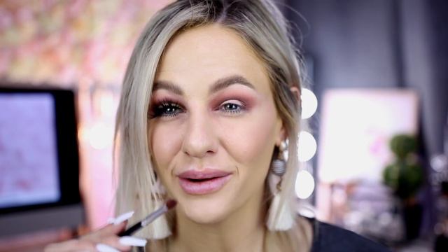 How To: EASY CUT CREASE TUTORIAL using only L'Oréal products смотреть онлайн