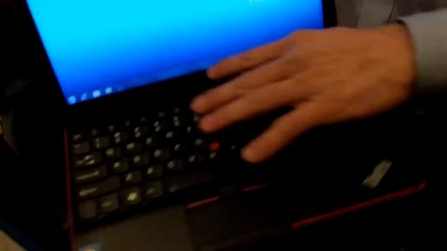 CES: Lenovo X100e: The "business" netbook смотреть онлайн