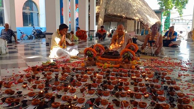 Родовая система, очищение через ведическую ягью! Индия, Маяпур!