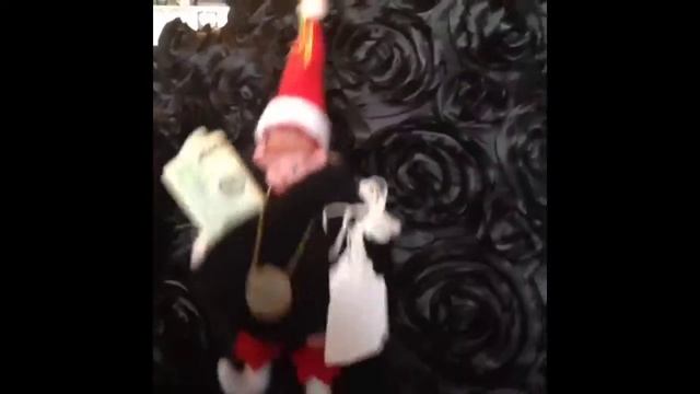 Icepocalypse kept elves inside for the day. IcepocalypseShorts presents Thrift Shop смотреть онлайн