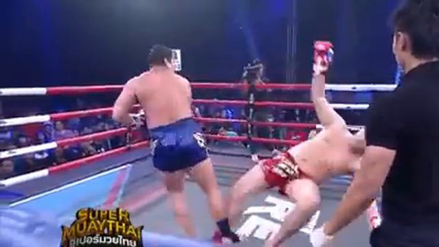 Nikolay Gusniev from Kazakhstan KO Muaythai смотреть онлайн