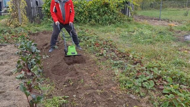 Почему другие используют электрический культиватор Greenworks GTL1520, а вы — нет?