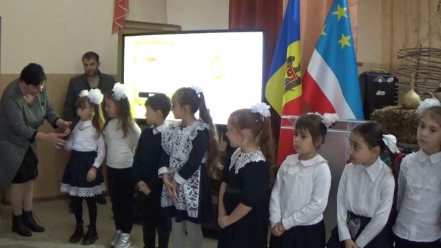 Писатель Пётр Чеботарь презентовал свою новую книгу на родном языке "KUZU GIBI UYUSUN" смотреть онлайн