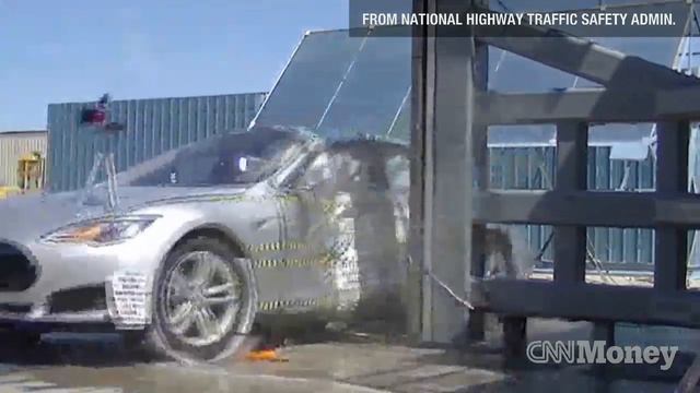 Watch the Tesla Model S crash tests смотреть онлайн