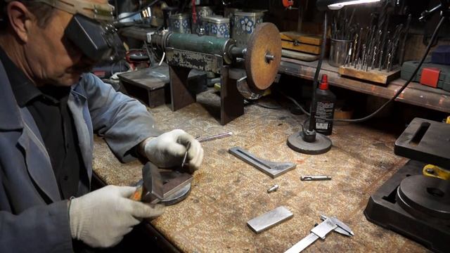 #54 Выпуск: Новый универсальный станок | Часть 4 | Подручник смотреть онлайн