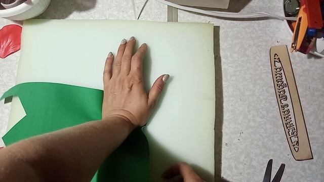 Тестируем молд Вайнер универсальный для изолона и фоамирана. смотреть онлайн