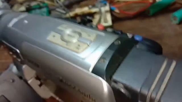 Самодельный аккумулятор для видеокамеры Panasonik NV-VZ17 часть 2 смотреть онлайн