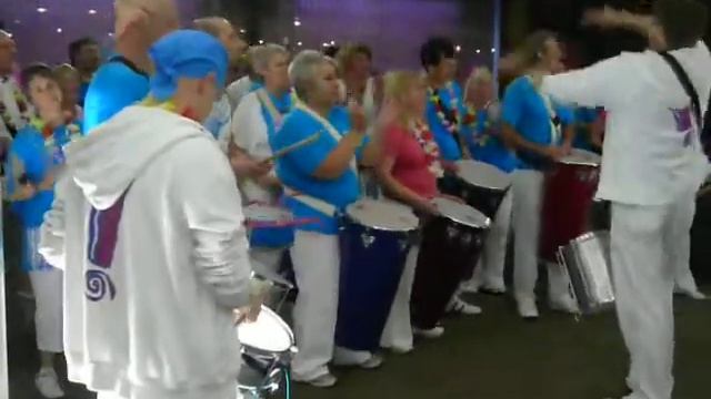 Norwich samba band UEA 2007 смотреть онлайн