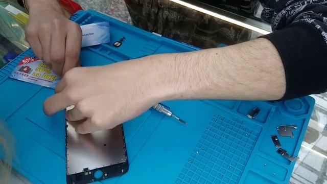 Замена дисплея iPhone 6s Plus ремонт от ученика мастера смотреть онлайн