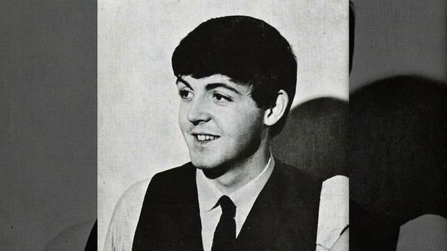 The Beatles - Misery - Isolated Bass смотреть онлайн