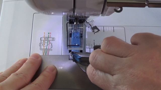 Быстрый ремонт футболки. Окантовываю горловину. Прекрасный результат смотреть онлайн