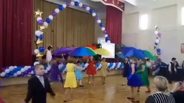 танец "Краски осени" (танец с зонтиками) смотреть онлайн
