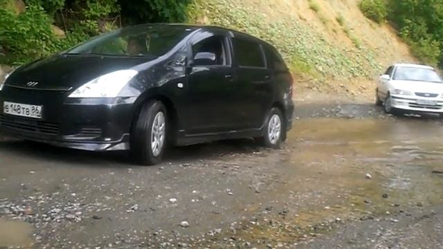 Тойота Виш смотреть онлайн