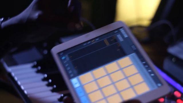 Bryan-Michael Cox - Making hits with iMASCHINE and MASCHINE STUDIO | Native Instruments смотреть онлайн