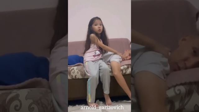 Arnold Gazizovich / Папы тоже устают смотреть онлайн