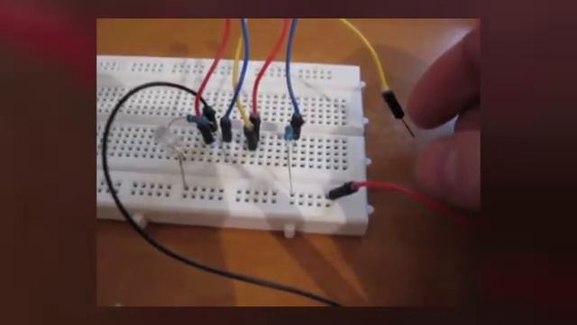 ПРОСТОЙ СЕНСОРНЫЙ ВЫКЛЮЧАТЕЛЬ НА 2х ТРАНЗИСТОРАХ смотреть онлайн