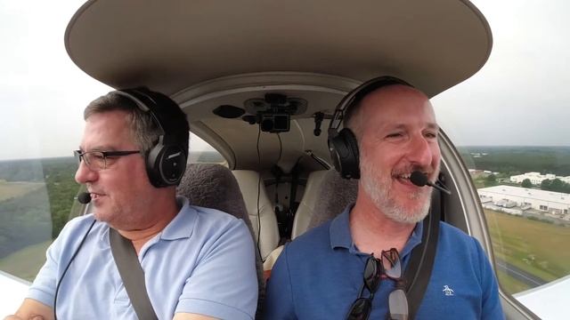The Bouncing Road To Solo-Learning To Land An Airplane смотреть онлайн