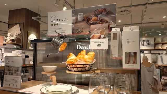 一人暮らし社会人の日常vlog｜無印良品・KALDI桜スイーツ｜スリーコインズ購入品│ホテルビュッフェ смотреть онлайн