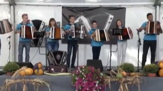 Harmonikarski orkester Modras - Kadar srečam te смотреть онлайн