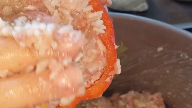 Фаршировані ПЕРЦІ! ? Легкий рецепт! Фаршированные перцы/паприка! Доступный рецепт! Просто и легко! смотреть онлайн