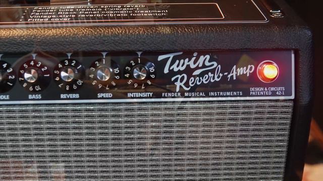 Alessandro-65 Twin Reverb Hand Wired смотреть онлайн