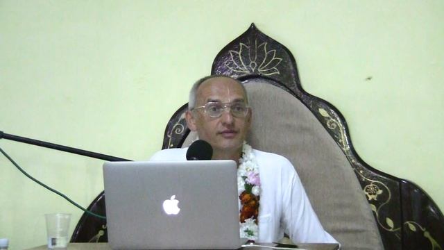 Е.М. Аударья Дхама Прабху 14.09.2017 (2 из 5) - Шрила Прабхупада - истинный джентльмен смотреть онлайн