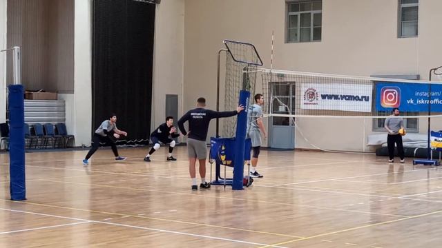 28.01.2021 Тренировки команды "Искра" (Московская область). Подготовка к плей-офф Вышки А смотреть онлайн