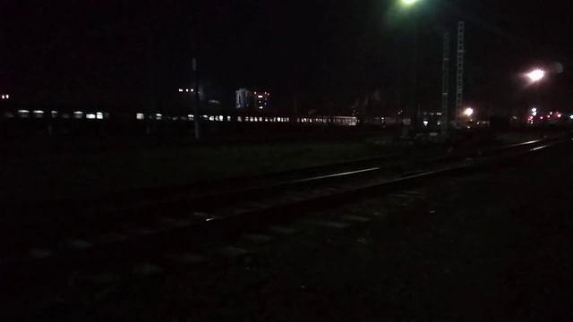 Электровоз ЭП20 с поездом №70 Москва - Липецк смотреть онлайн