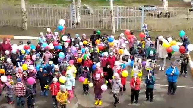 Дети поют песню "День Победы" смотреть онлайн