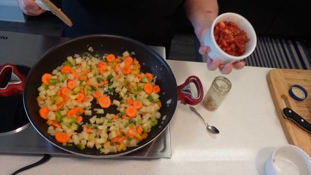How To Make Lentil Soup | Vegan Lentil Soup | The Frugal Chef