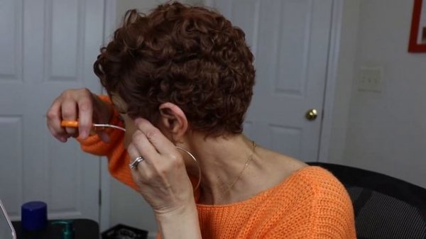 PIXIE CUT!!! || IT'S A WIG PIN CURL 202 IN COLOR HS3240