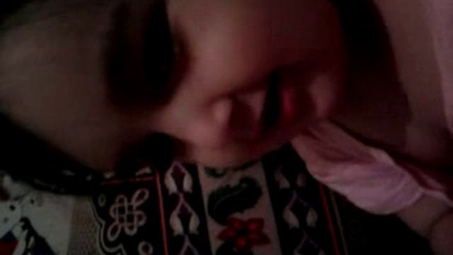 Девочка София рассказывает сказки и поет песенки смотреть онлайн