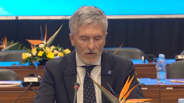 Изјава МВР на Шпанија Фернандо Гранде-Марласка Гомез смотреть онлайн