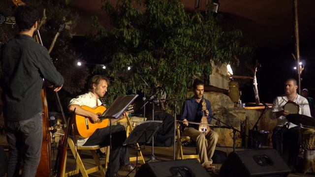 Hijaz Stairs - Boaz Galili Ensemble смотреть онлайн