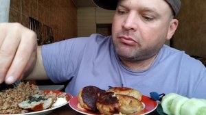 ОБЖОР Зразы с начинкой/мукбанг обеденный