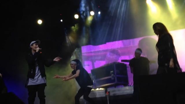 ВРЕМЯ И СТЕКЛО / НА СТИЛЕ смотреть онлайн