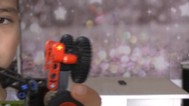 Обзор маленькой машинки Лего мини комбайн, косилка смотреть онлайн