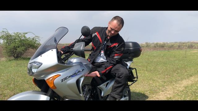 МОТОБАТЛ Honda TransAlp 650 против Kawasaki Versys 650