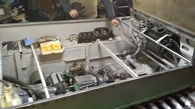 Самодельный гусеничный вездеход.Первое движение. смотреть онлайн