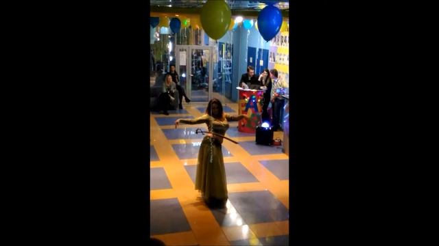 Восточный танец-Танец с саблей смотреть онлайн