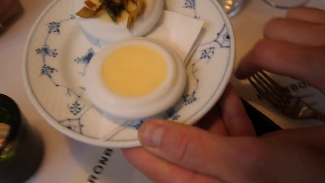 Danish Food Tour - PORK SANDWICH + Legendary Restaurants in Copenhagen! смотреть онлайн