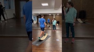 Занимайтесь, экспериментируйте. Показываем пример усложненных упражнений с Сиббордом.