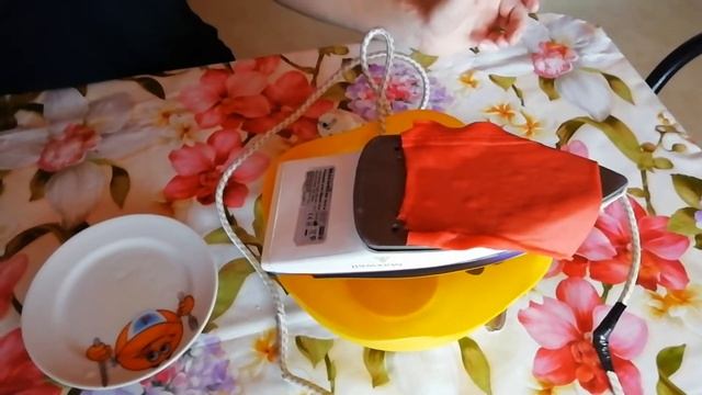 чистим утюг в домашних условиях, we clean the iron at home смотреть онлайн
